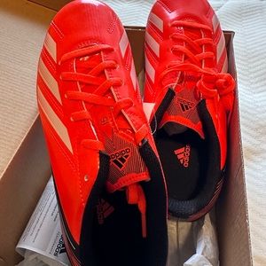 Kids Adidas Soccer shoes US 2 1/2